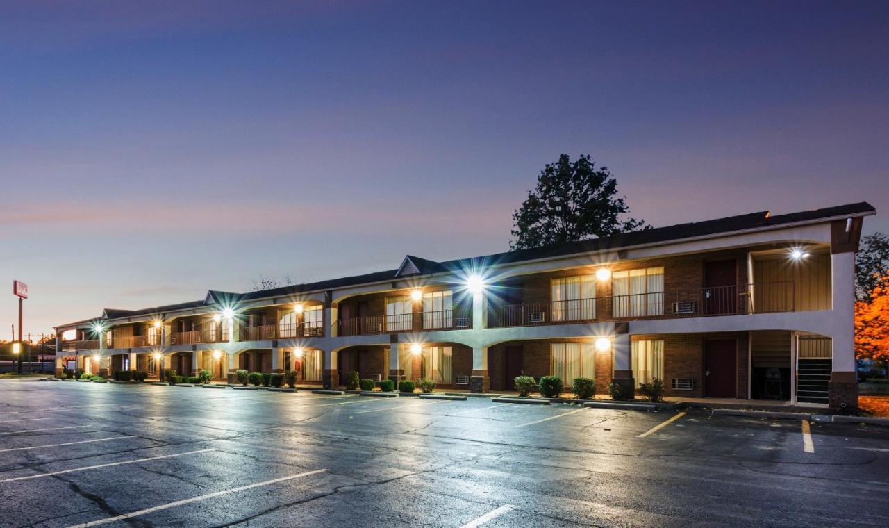 Red Roof Inn Венсен Экстерьер фото